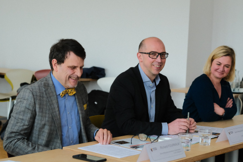 Conférence de presse bachelier conseiller en gestion de crise