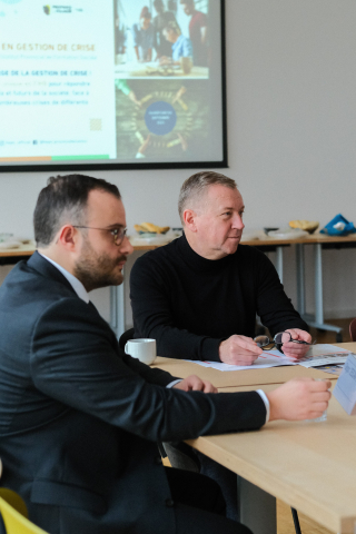 Conférence de presse bachelier conseiller en gestion de crise