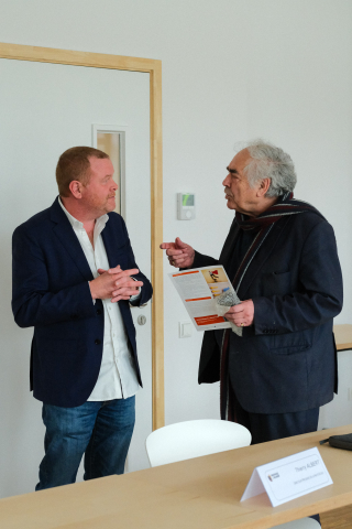 Conférence de presse bachelier conseiller en gestion de crise